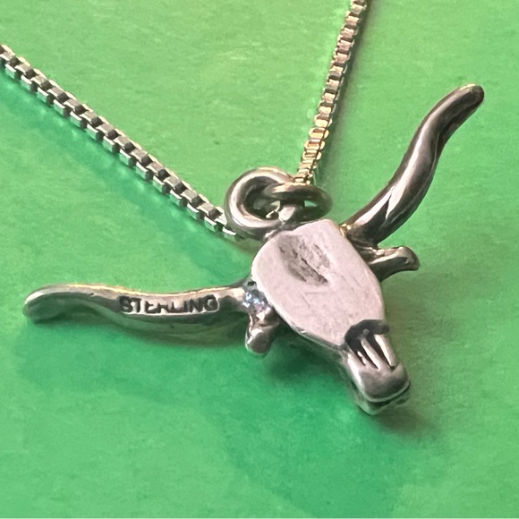 1” Sterling Silver Longhorn pendant (necklace not included) - Picture 2 of 6